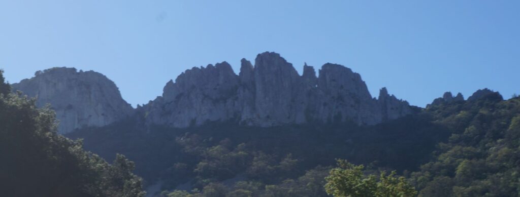 Frankreich-Klettern-Dentelles-de-Montmirail-Überblick