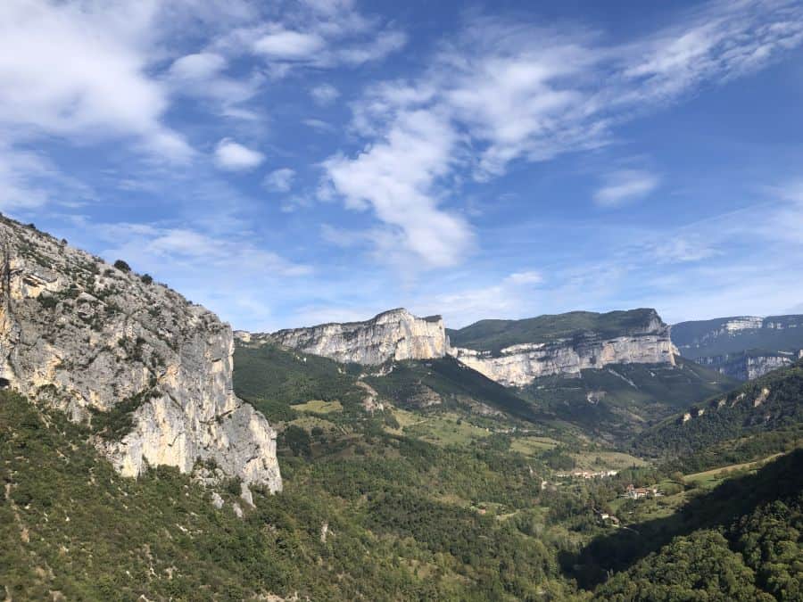 Frankreich-Presles-Klettern-Blick-von-quatre-chateau